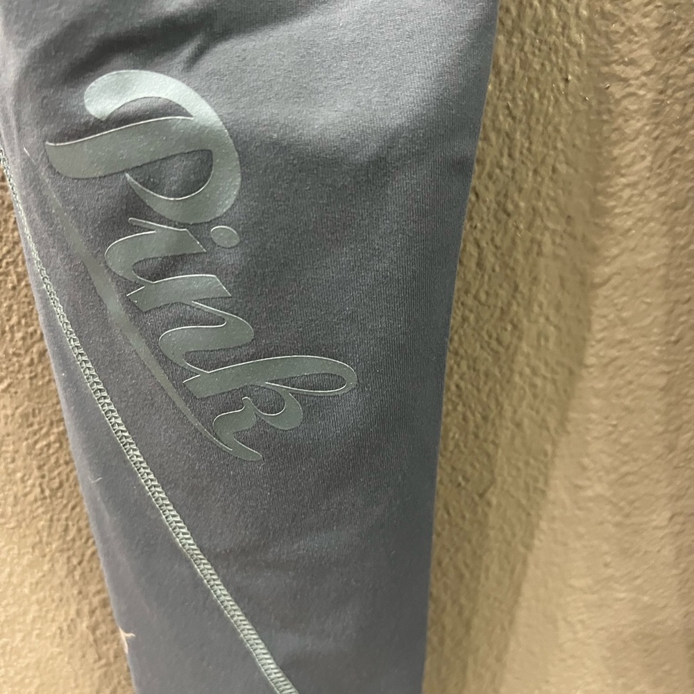 Victoria Secret Pink ultimate legging size S